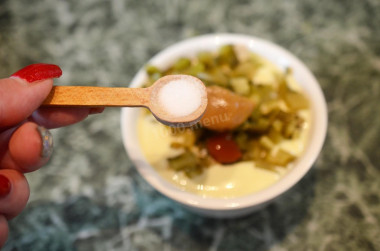 Тартар соус с солеными огурцами с майонезом классический