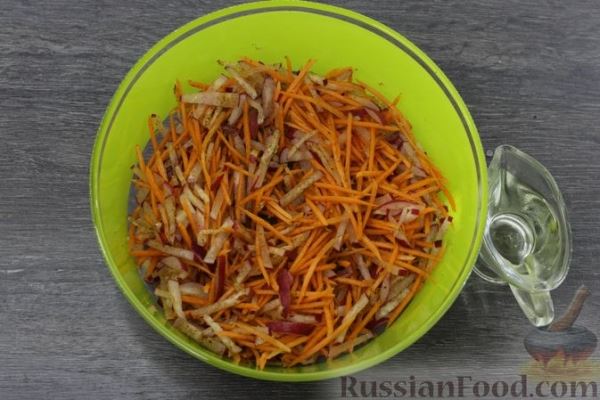 Салат из редиски и моркови, по-корейски